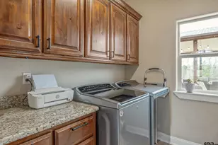 404 Corrigan Trails Blvd, Lindale, TX 75771 - Photo 18