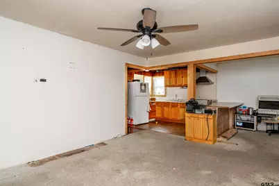 3009 Pin Oak St, Tyler, TX 75702 - Photo 2