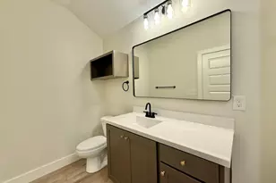 17422 Crossing Cir, Lindale, TX 75771 - Photo 14