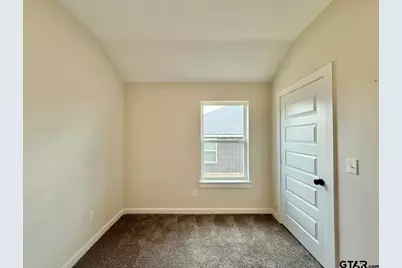 17422 Crossing Circle, Lindale, TX 75771 - Photo 16