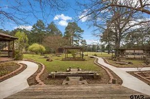 2320 Grangeway Rd, Marshall, TX 75672 - Photo 2