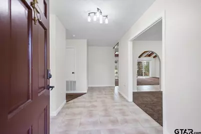 2320 Grangeway Rd, Marshall, TX 75672 - Photo 4