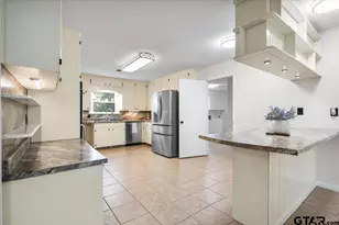 2320 Grangeway Rd, Marshall, TX 75672 - Photo 14