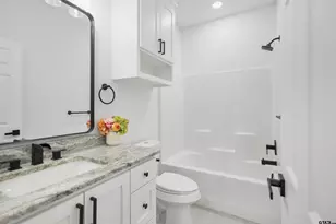 928 Duckenfield, Tyler, TX 75701 - Photo 12