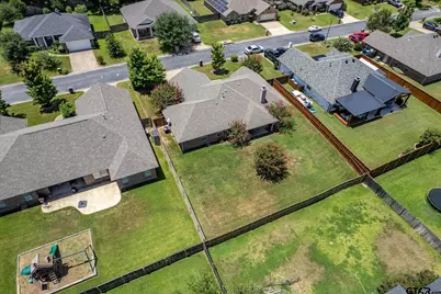 401 Amanda Court, Whitehouse, TX 75791 - Photo 38