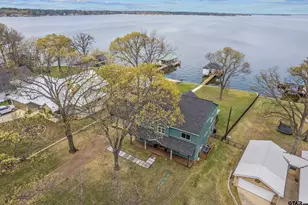 22107 Bluewater, Chandler, TX 75758 - Photo 2