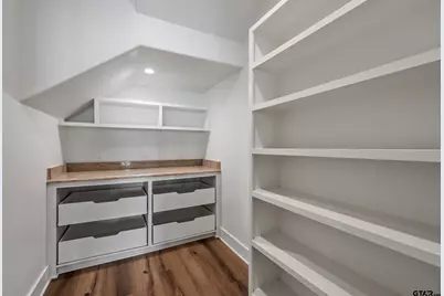 22107 Bluewater, Chandler, TX 75758 - Photo 10