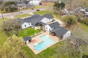 1609 Old Nacogdoches Rd, Henderson, TX 75654 - Photo 36