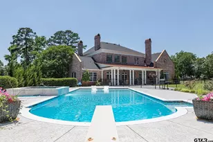 902 E South St, Lindale, TX 75771 - Photo 1