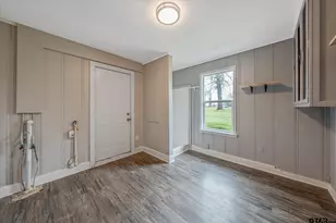 501 S Railroad St, Troup, TX 75789 - Photo 18