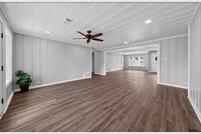805 E Duval, Troup, TX 75789 - Photo 12