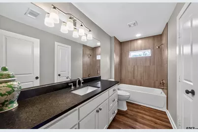 805 E Duval, Troup, TX 75789 - Photo 20