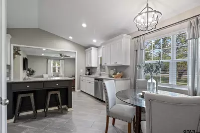 655 Daingerfield St, Pittsburg, TX 75686 - Photo 14