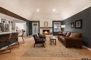 2112 Highmont Ct, Tyler, TX 75703 - Photo 4