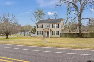 506 E Bryant St, Troup, TX 75789 - Photo 2