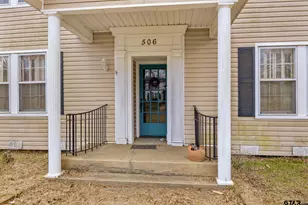 506 E Bryant St, Troup, TX 75789 - Photo 6
