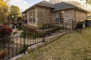 4010 Pinecreek Dr, Tyler, TX 75707 - Photo 40
