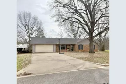 1604 Tremont St, Jacksonville, TX 75766 - Photo 2