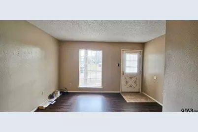 401 1/2 Tammy Lynn Dr A, Longview, TX 75604 - Photo 4