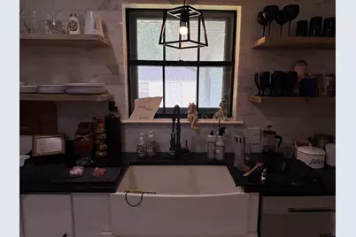 608 Pine Street, Henderson, TX 75654 - Photo 12