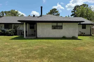 608 Pine St, Henderson, TX 75654 - Photo 40