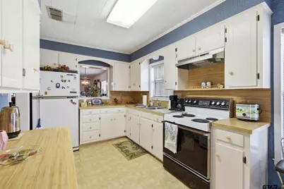 308 S Mill St, Winnsboro, TX 75494 - Photo 10