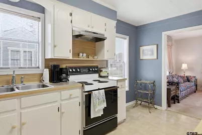 308 S Mill St, Winnsboro, TX 75494 - Photo 12