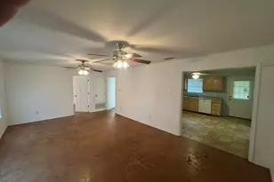 16444 Lakeview Cir, Whitehouse, TX 75791 - Photo 2