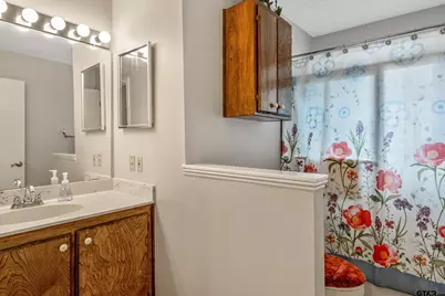 10202 E Lakeshore Drive, Tyler, TX 75709 - Photo 24