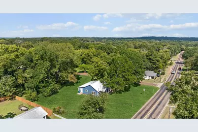 607 E Duval, Troup, TX 75789 - Photo 26