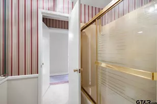 1102 Richwood St, Longview, TX 75604 - Photo 36