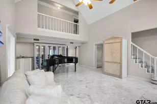 1102 Richwood St, Longview, TX 75604 - Photo 8