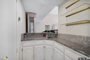 1102 Richwood St, Longview, TX 75604 - Photo 14