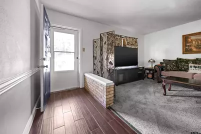 221 N Dayton St, Tyler, TX 75702 - Photo 6