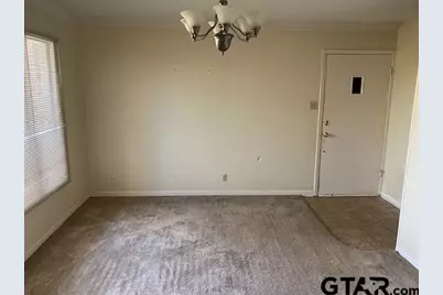 5700 Foxcroft, Tyler, TX 75703 - Photo 4