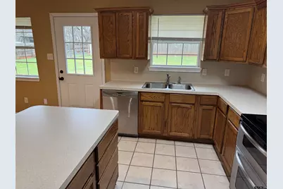 407 Sanders, Bullard, TX 75757 - Photo 4