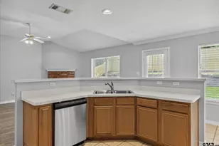 222 Amanda Ct, Whitehouse, TX 75791 - Photo 10