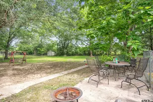 963 E Main St, Van, TX 75790 - Photo 14