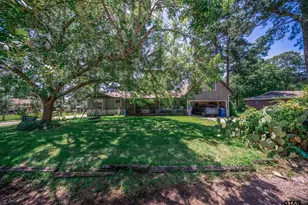141 Cedar St, Rusk, TX 75785 - Photo 2