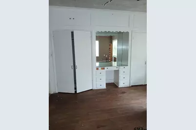 101 N Alabama St, Troup, TX 75789 - Photo 6