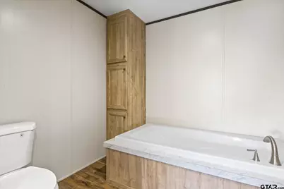 724 NE County Road 2170, Mt Vernon, TX 75457 - Photo 18