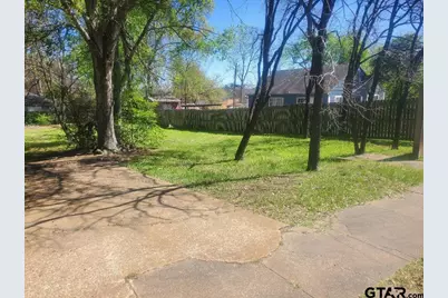 1206 S Glenwood, Tyler, TX 75702 - Photo 2