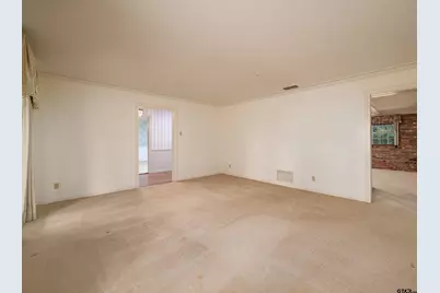 926 Meadowbrook Dr, Jacksonville, TX 75766 - Photo 8