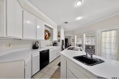 745 Fairmont, Tyler, TX 75701 - Photo 18