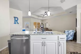 307 Msn Crst Cir, Lindale, TX 75771 - Photo 6