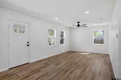 2000 W Oakwood St, Tyler, TX 75702 - Photo 4