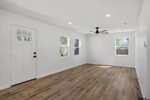 2000 W Oakwood St, Tyler, TX 75702 - Photo 4