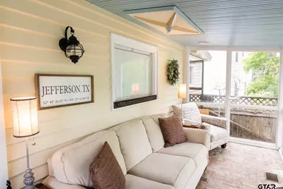 217 W Lafayette, Jefferson, TX 75657 - Photo 8