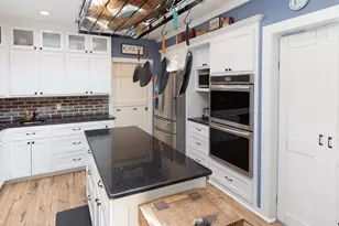 217 W Lafayette, Jefferson, TX 75657 - Photo 6