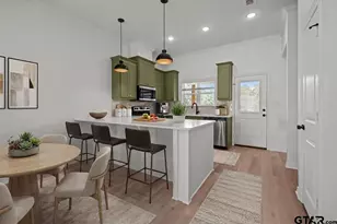 7902 Greenhill Drive, Tyler, TX 75703 - Photo 8